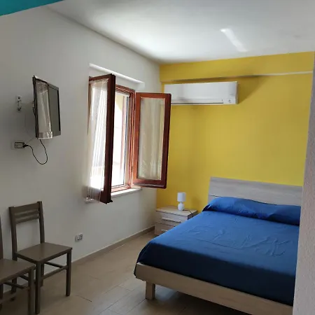 Sa Dommu 'e Su Coro * Triei