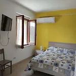 Sa Dommu 'e Su Coro * Triei