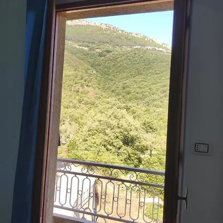 Sa Dommu 'e Su Coro Triei