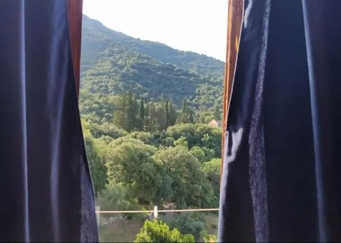 Sa Dommu 'e Su Coro Nyaraló