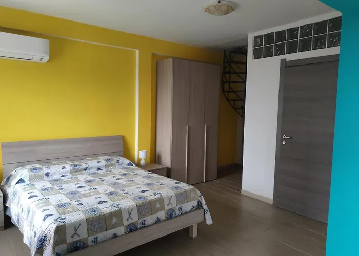 Nyaraló Sa Dommu 'e Su Coro Triei