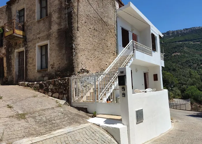 Sa Dommu 'e Su Coro Feriehus Triei