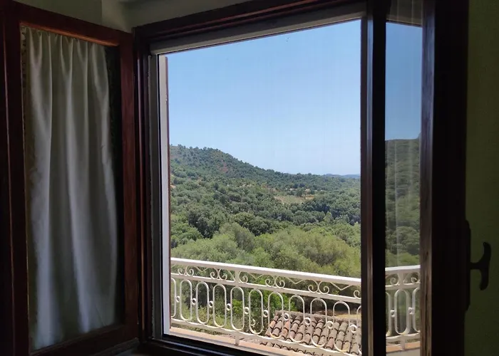 Nyaraló Sa Dommu 'e Su Coro Triei